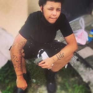 Meet your Posher, Tay